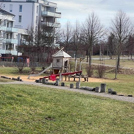 Grosse Ferienwohnung In Augsburg Mit Balkon Eksteriør billede